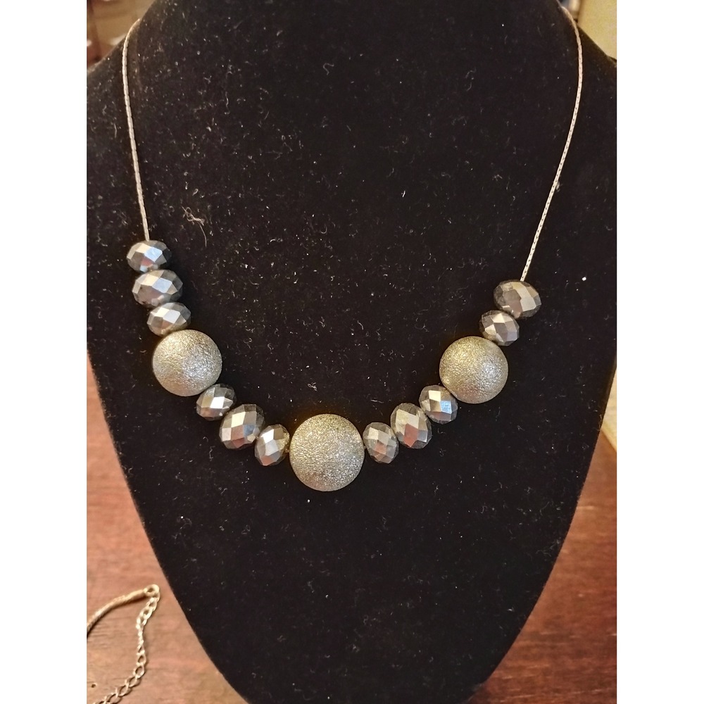 Silver Tone Faceted Bead and Textured Glitter Sphere Statement Necklace‎ 18-21"